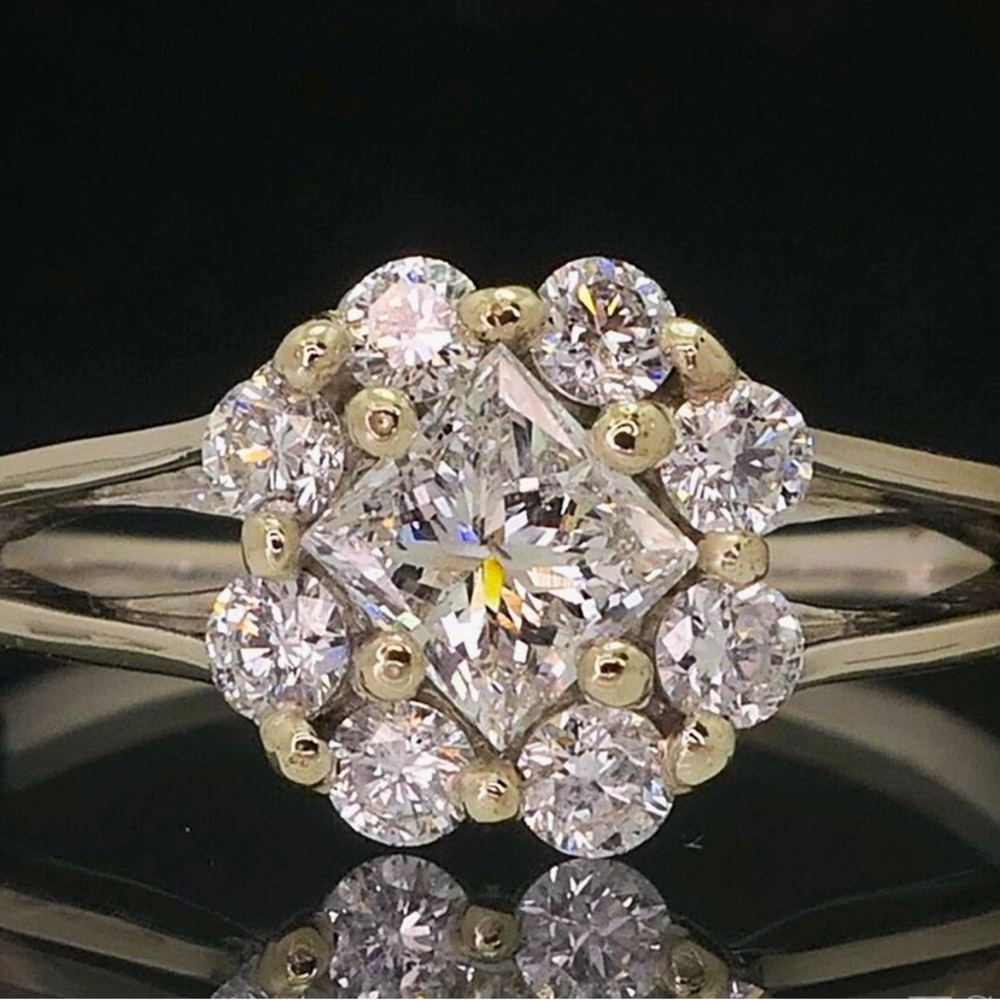 Estate 14kt white gold Diamond Ring